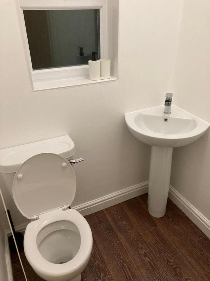 Homely 3-Bed House In Bham 15 Min From City Centre 伯明翰 外观 照片