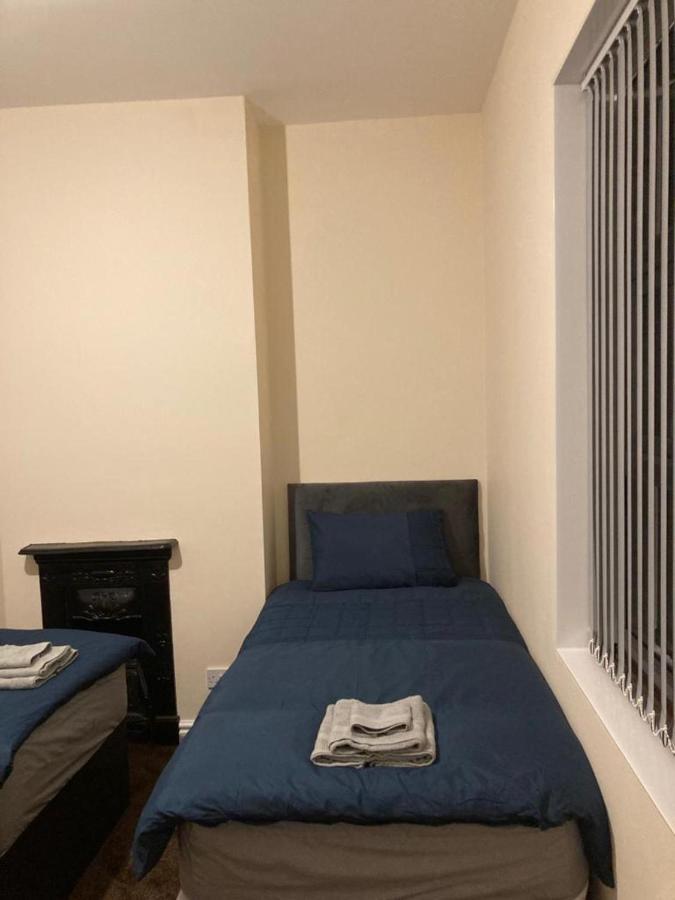 Homely 3-Bed House In Bham 15 Min From City Centre 伯明翰 外观 照片